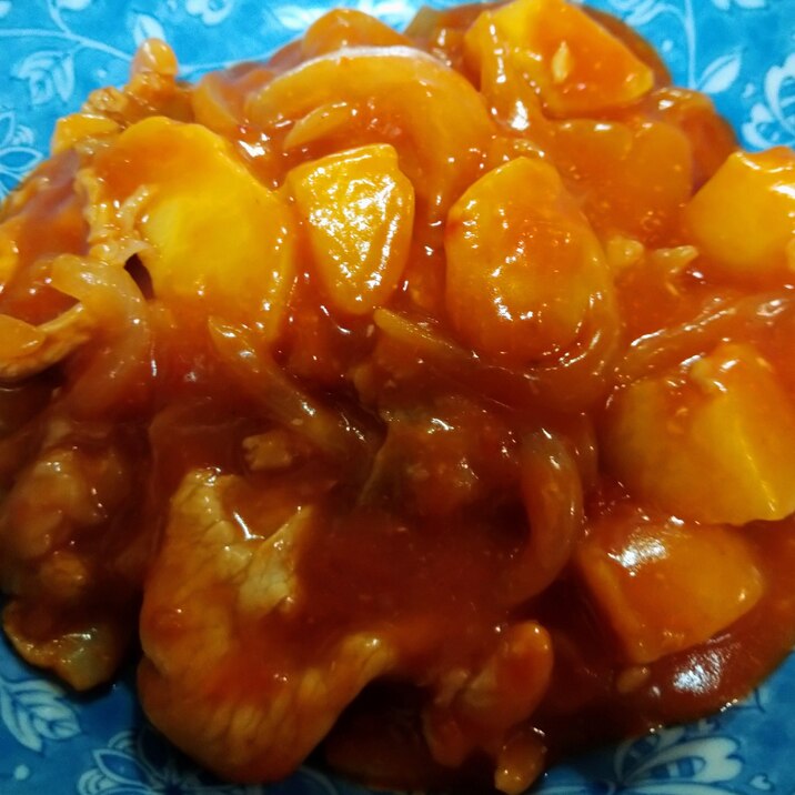 家にあるものでトマトシチュー